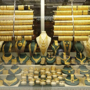 25 yillik kuyumcudan altin ve doviz vurgunu HV5OxBtu