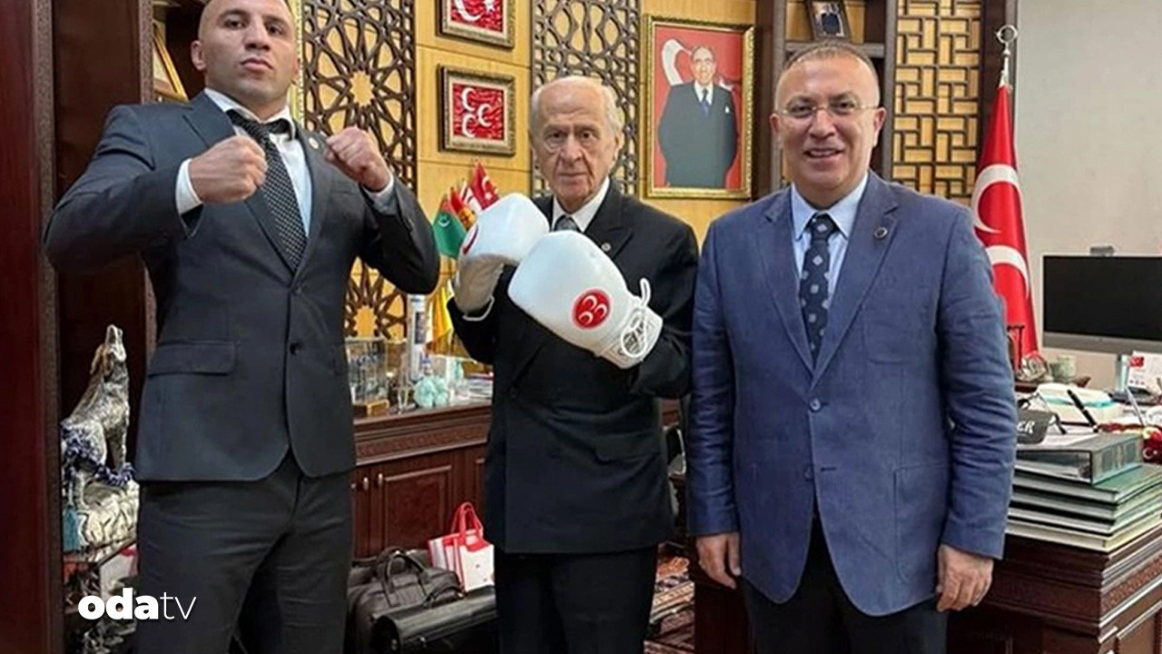 boks sampiyonundan mhp ziyareti bahceli eldivenleri takti TnJFOy8P