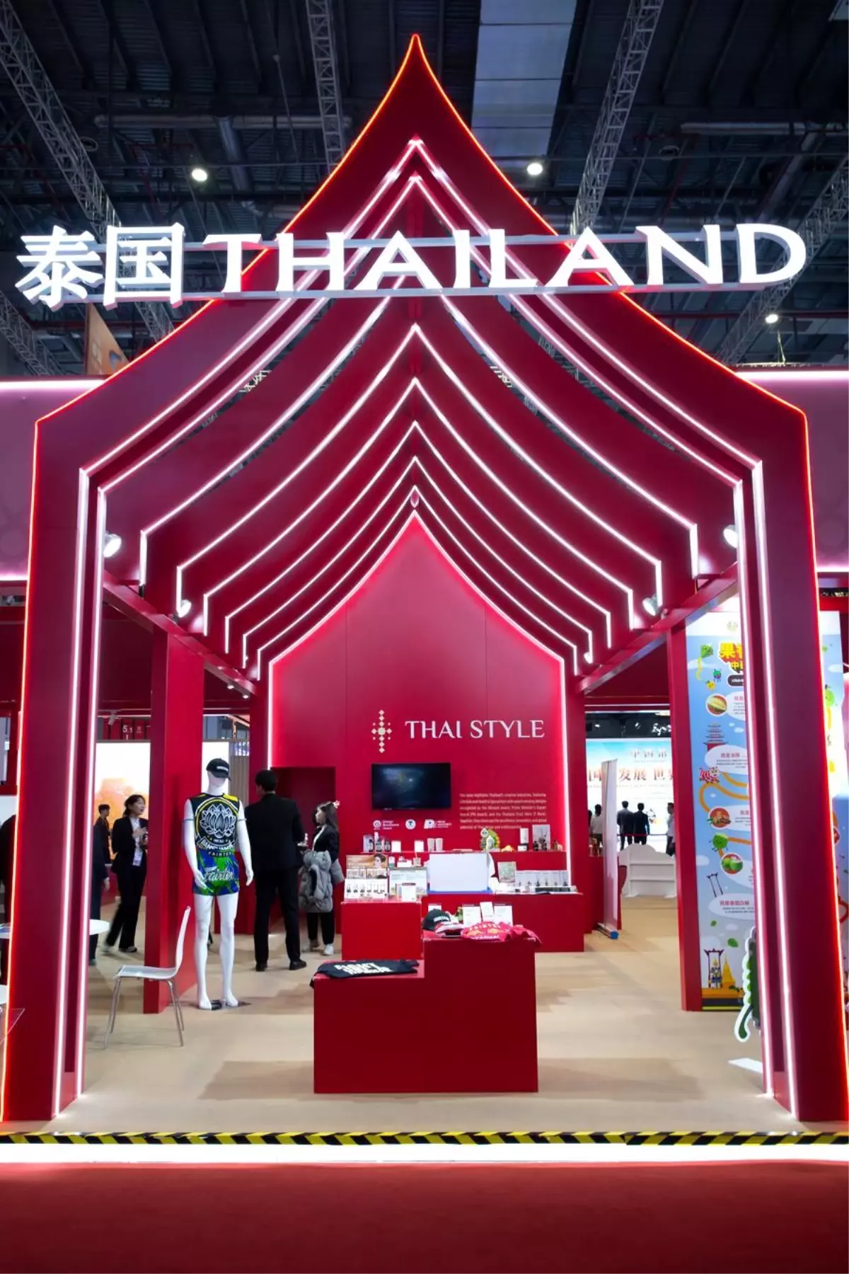 8 cin ithalat fuari basladi Q6bDRq4l.jpg