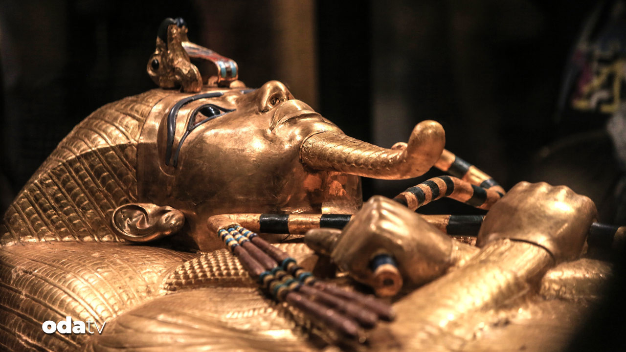 altindan tabut sergilendi ujvY8qxr.jpg