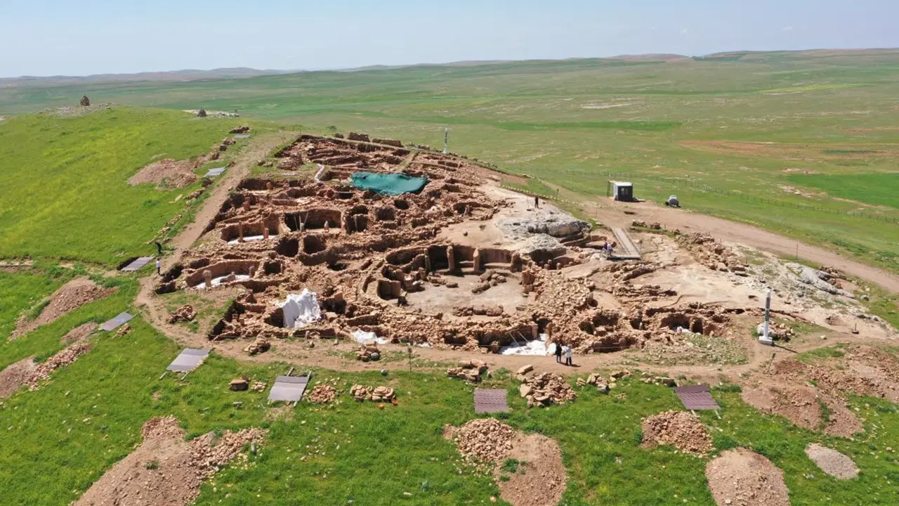 Karahantepe’nin 12 Bin Yıllık Gizemi Ortaya Çıktı: Neolitik Dönemde Ne Yediler?