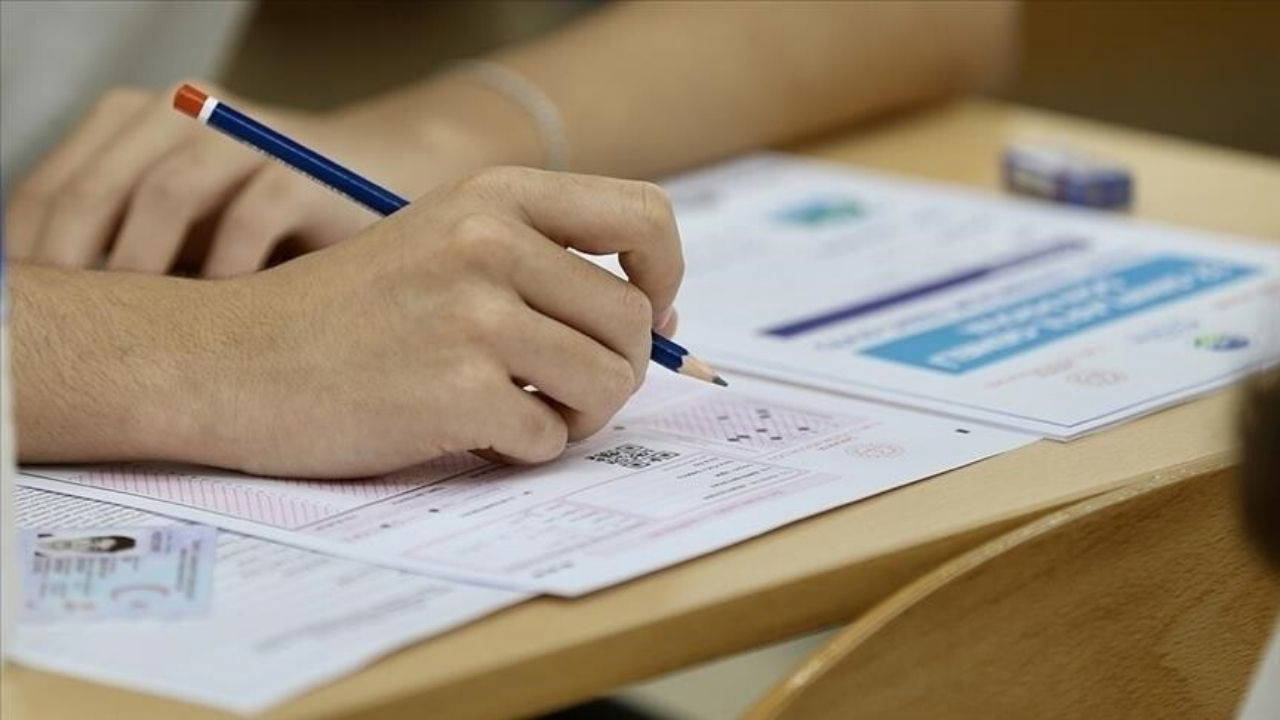 Liselerin bölüm başkanları Alan Yeterlilik Testi’ni değerlendirdi: En zorlayıcı sorular Türkçede