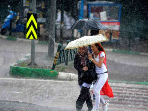 Meteoroloji tarih verdi ankara icin gok gurultulu saganak uyarisi Qdac1DfH